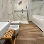 Hh Hermoso Housing * 阿斯蒂