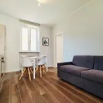 Hh Hermoso Housing * 阿斯蒂