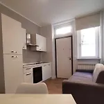 Hh Hermoso Housing * 阿斯蒂