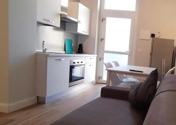 Hh Hermoso Housing דירה אסטי